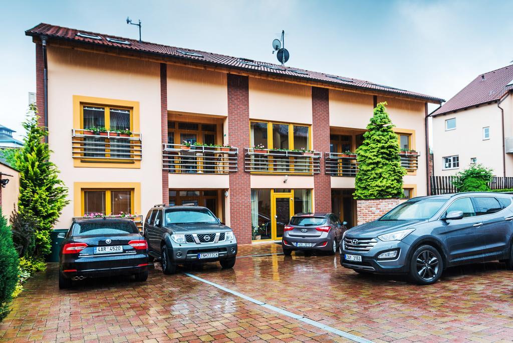Hotel City Pardubice Szoba fotó